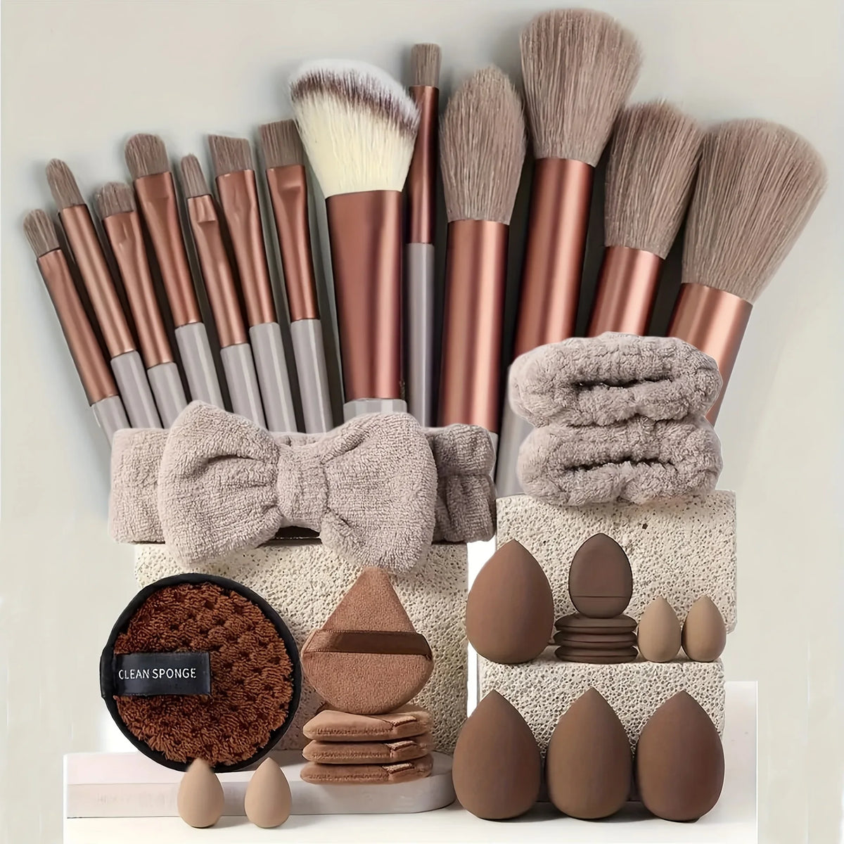 Makeup Brush & Beauty Sponge Set – Multiple Sizes & Colors
