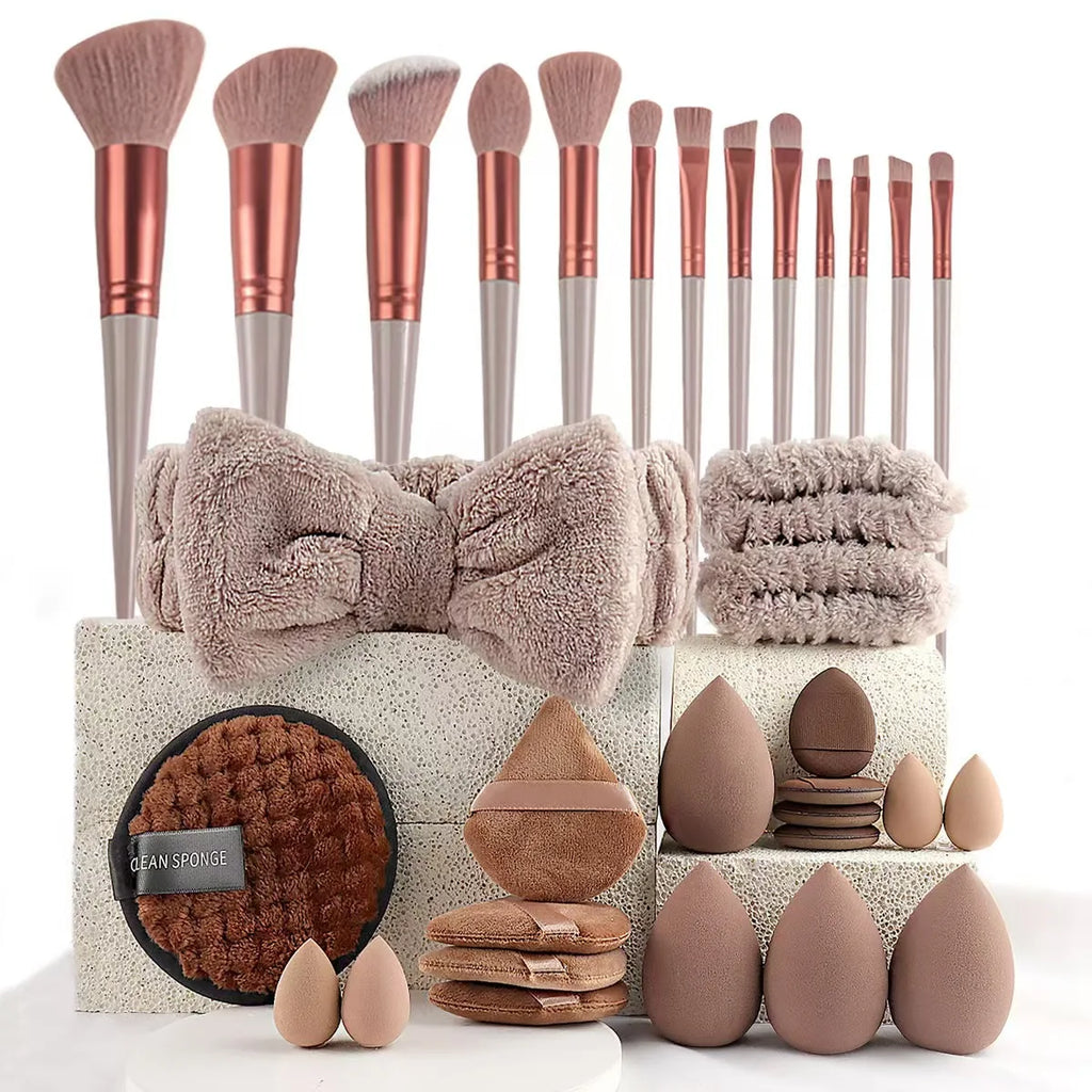 Makeup Brush & Beauty Sponge Set – Multiple Sizes & Colors