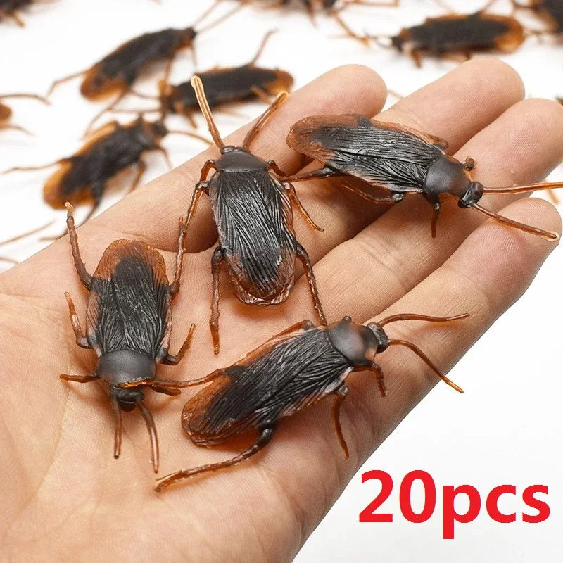 Realistic Fake Cockroaches Prank Pack — Silicone Bug Joke Props for Halloween