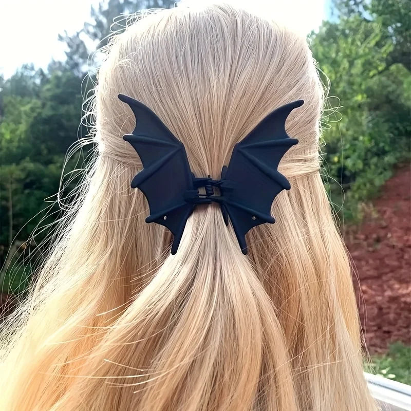 Gothic Bat Hair Clip — Matte Black Punk Hairpin