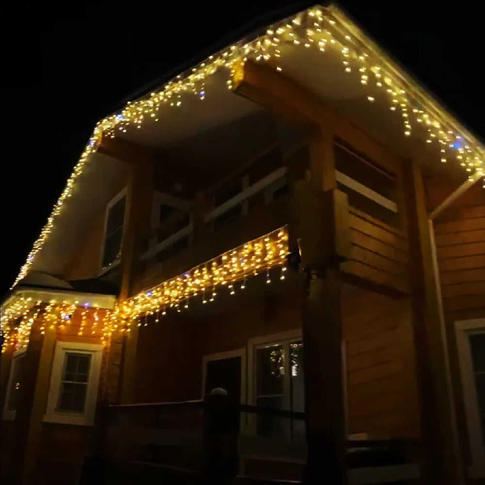 LED Icicle Curtain Lights – Warm White + Cool White Twinkling Outdoor Christmas Festoon Lights