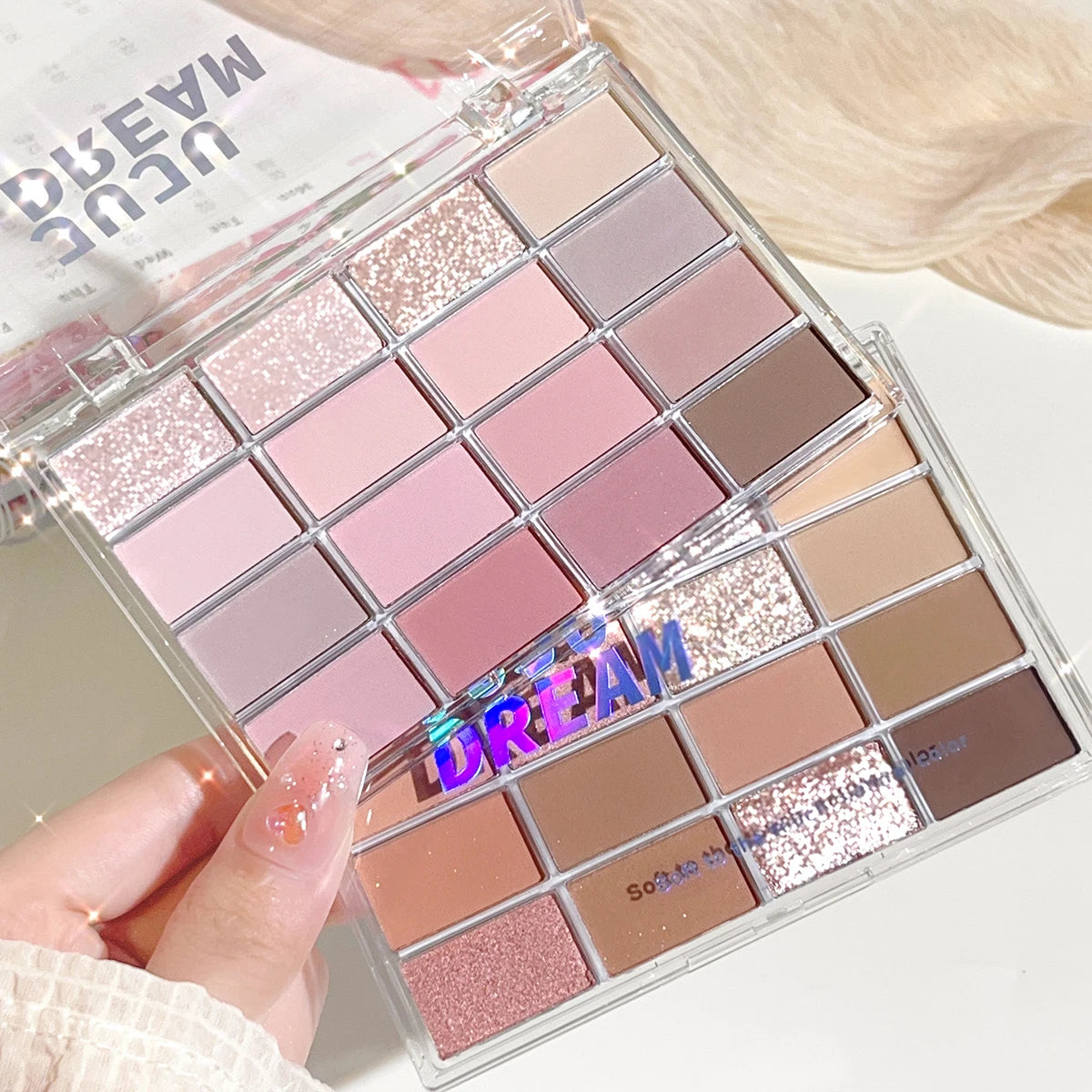 16-Color Earth Tone Eyeshadow Palette – Matte & Shimmer